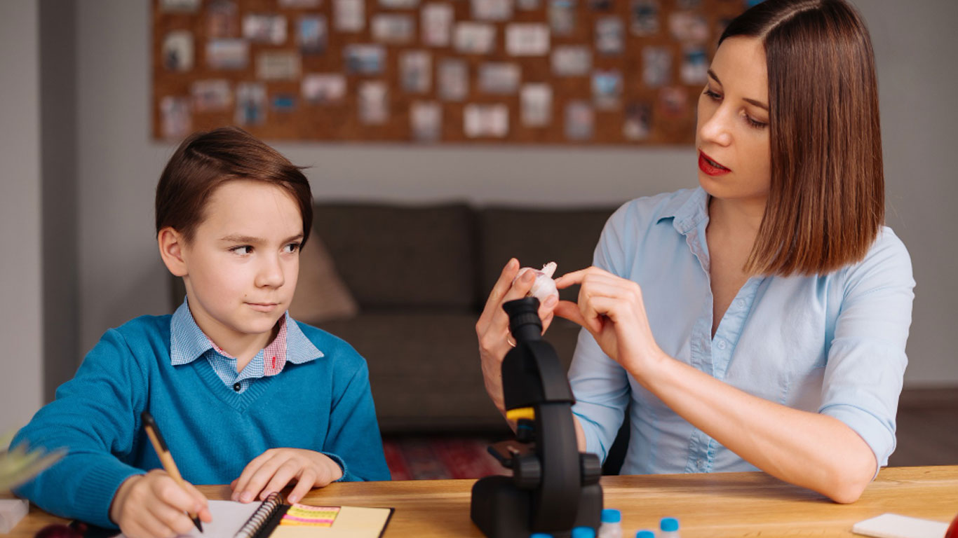Çocuklarda Okul Uyum Problemleri ve Pedagog Desteğinin Önemi
