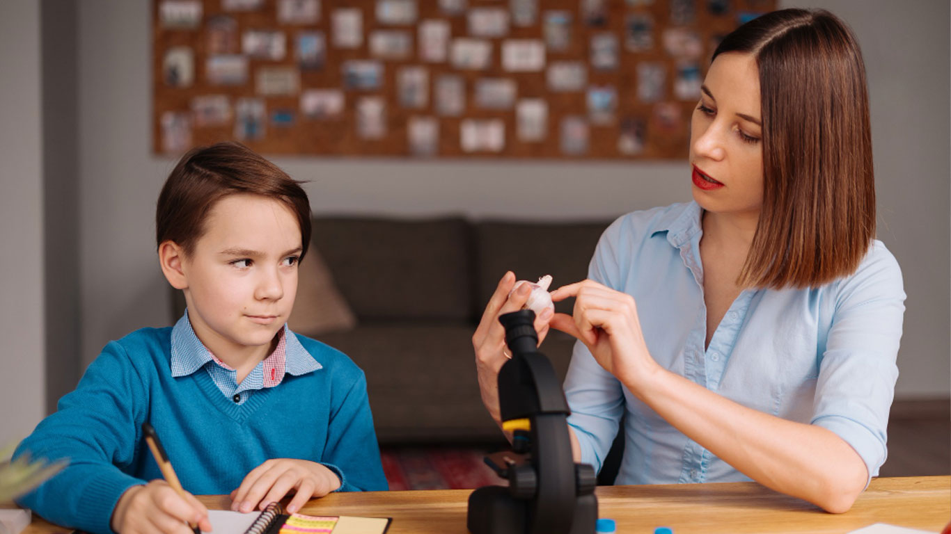 Pedagog Desteği Neden Önemlidir? Çocuk Gelişiminde Uzman Desteğinin Rolü